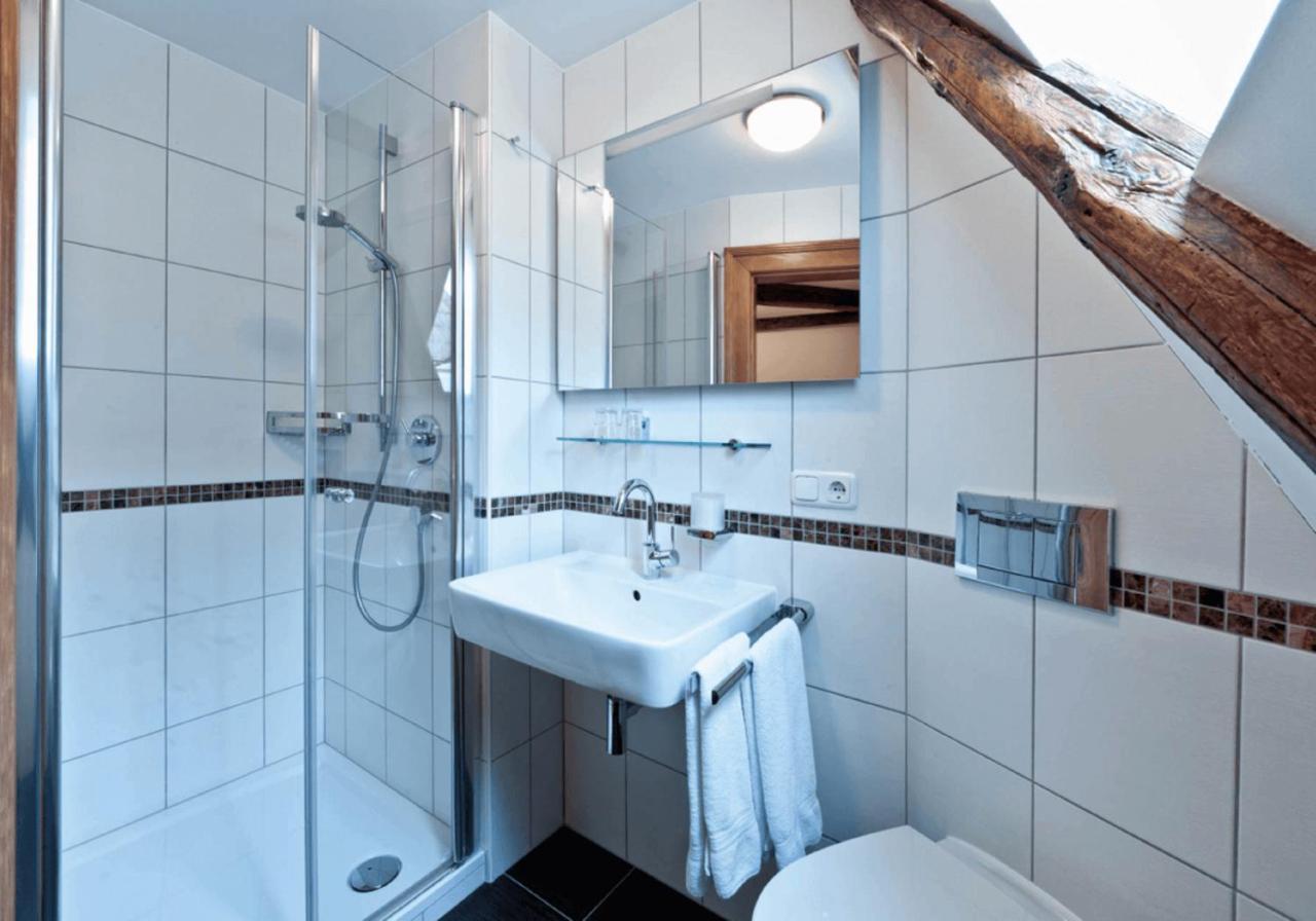 Gasthof Zum Schwan Зомерах Екстериор снимка